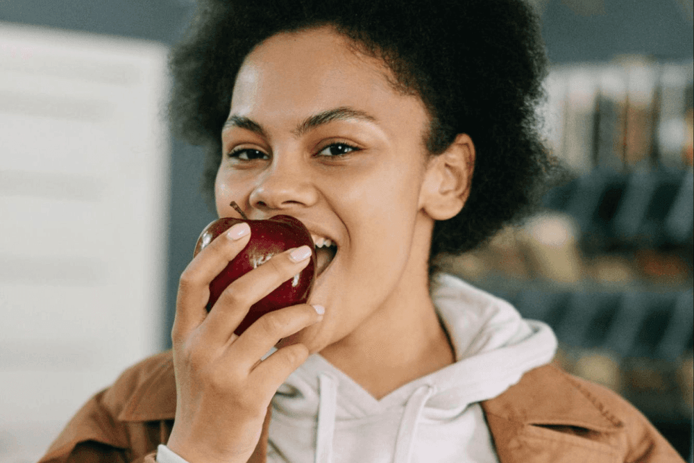 Nutrition and Oral Health: How to Eat for a Healthy Smile