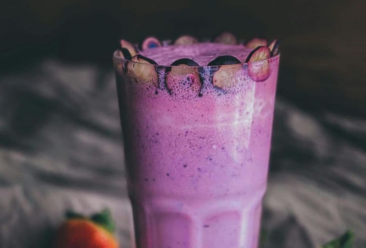 Not All Smoothies Are Healthy: How to Blend a Smoothie That Won’t Spike Your Blood Sugar